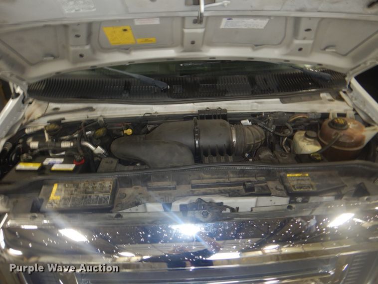 image for item DI2333 2009 Ford E450 shuttle bus