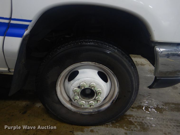 image for item DI2333 2009 Ford E450 shuttle bus