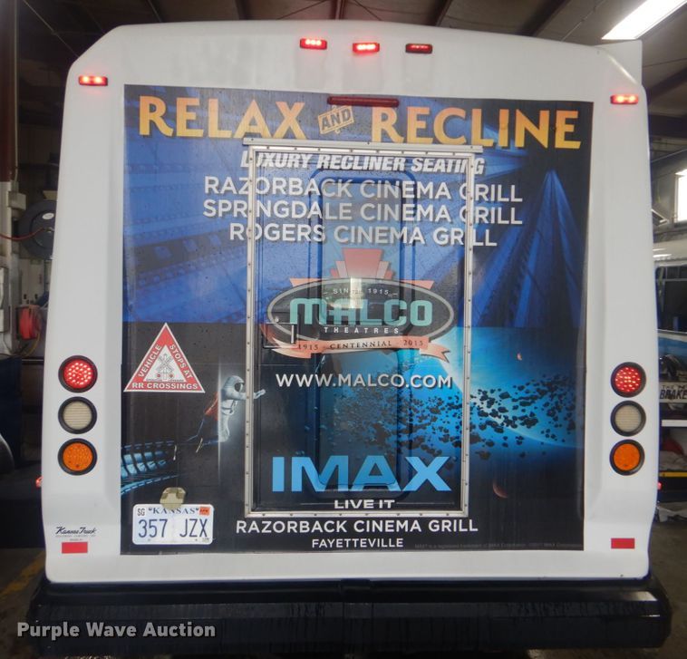 image for item DI2335 2010 Ford E450 Super Duty shuttle bus