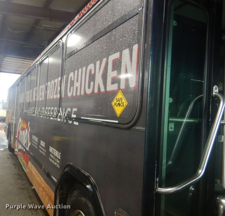 image for item DI2339 1997 Gillig C20D102N4 coach bus