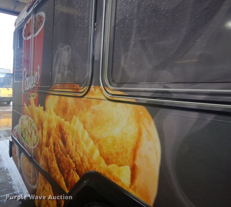 image for item DI2339 1997 Gillig C20D102N4 coach bus