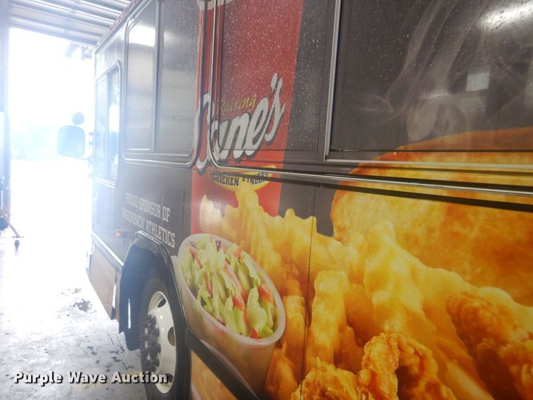 image for item DI2339 1997 Gillig C20D102N4 coach bus