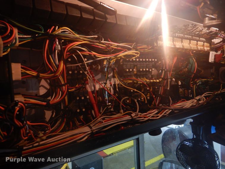 image for item DI2339 1997 Gillig C20D102N4 coach bus