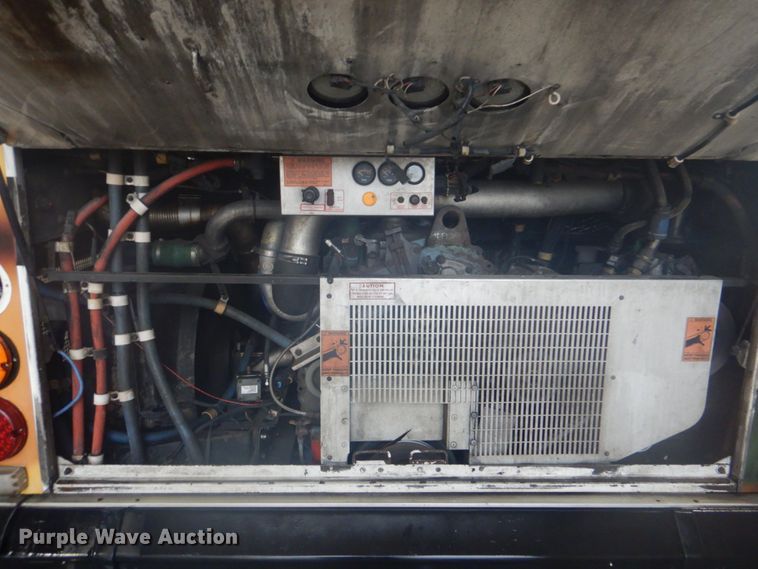 image for item DI2339 1997 Gillig C20D102N4 coach bus