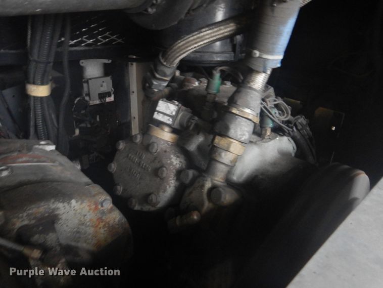 image for item DI2339 1997 Gillig C20D102N4 coach bus