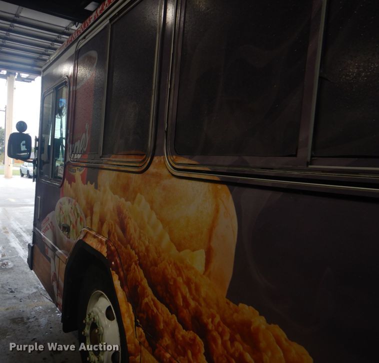 image for item DI2341 1997 Gillig C20D102N4 coach bus