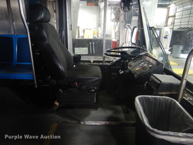 image for item DI2341 1997 Gillig C20D102N4 coach bus