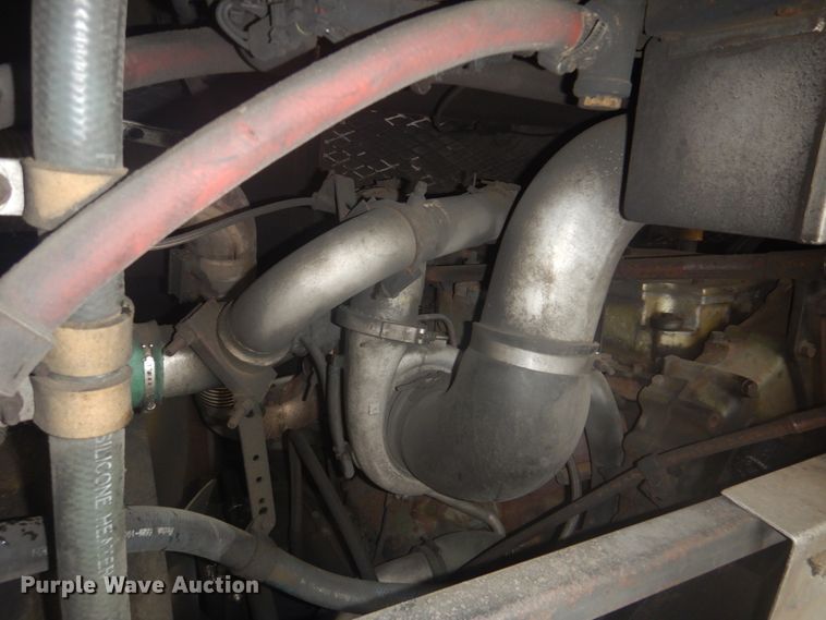 image for item DI2341 1997 Gillig C20D102N4 coach bus