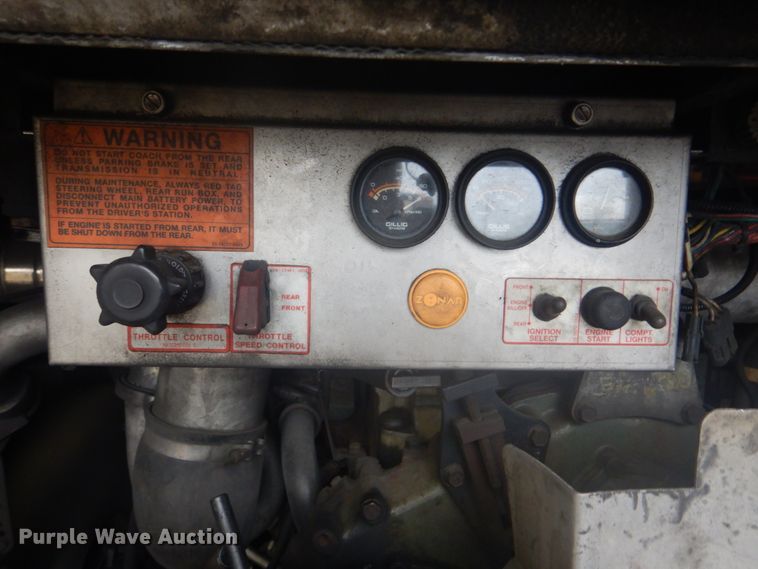 image for item DI2341 1997 Gillig C20D102N4 coach bus