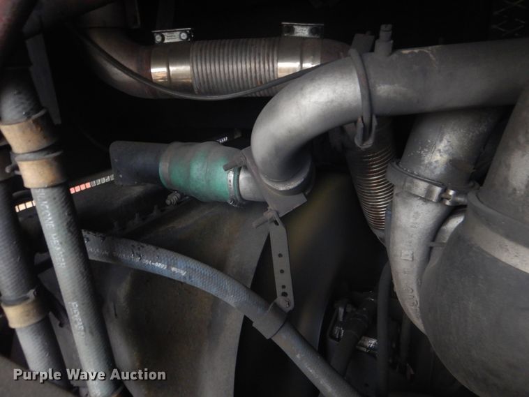 image for item DI2341 1997 Gillig C20D102N4 coach bus