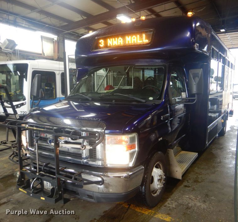 image for item DI2342 2011 Ford Econoline E450 Super Duty shuttle bus