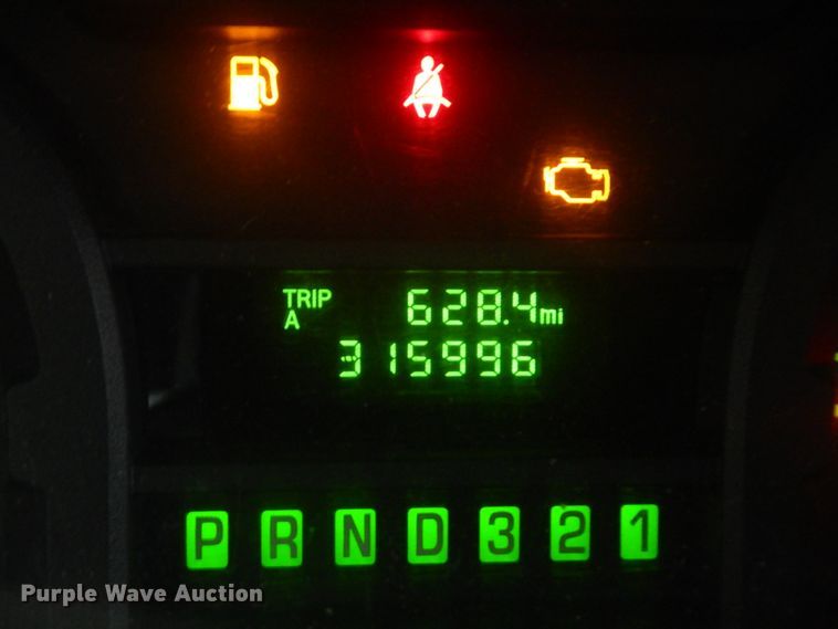 image for item DI2342 2011 Ford Econoline E450 Super Duty shuttle bus