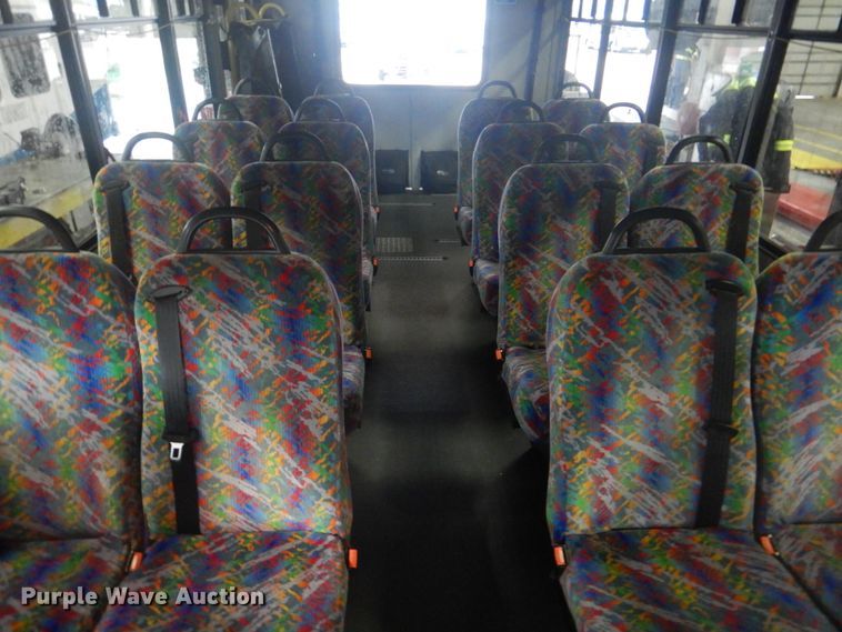 image for item DI2342 2011 Ford Econoline E450 Super Duty shuttle bus