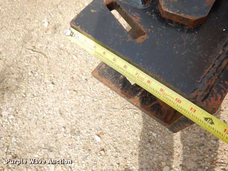 image for item DI2499 John Deere motor grader V-plow