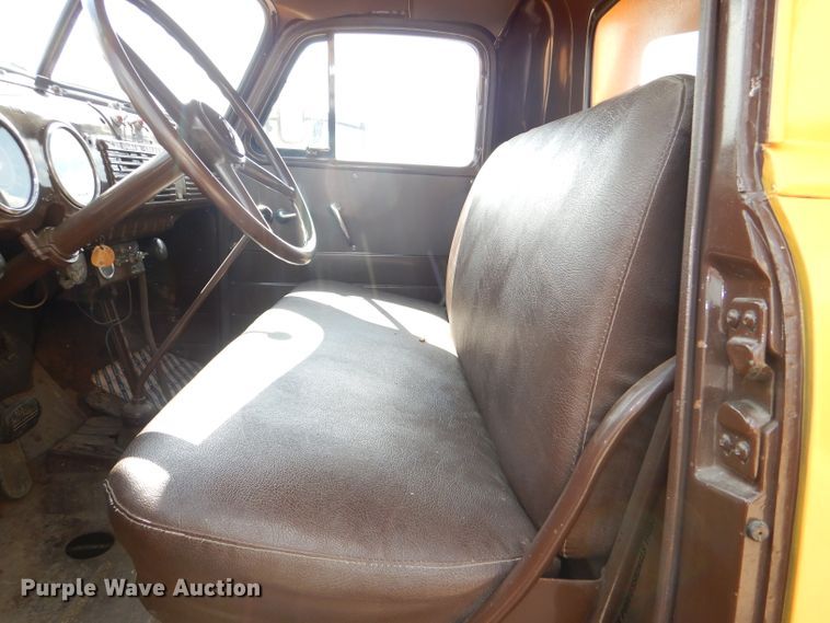 image for item DI2503 1953 GMC dump truck