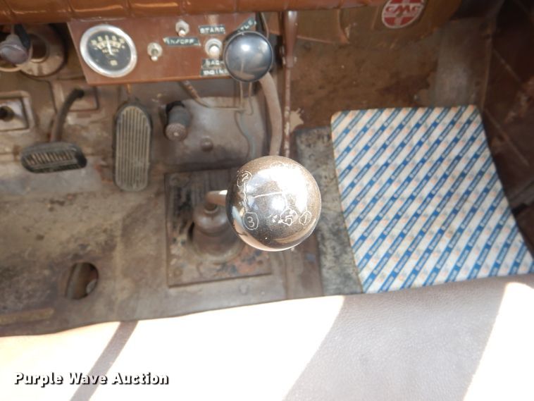 image for item DI2503 1953 GMC dump truck