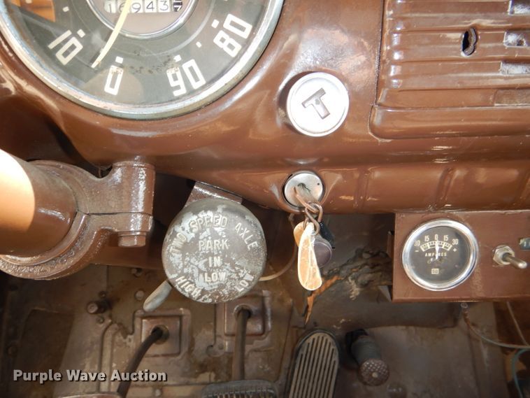 image for item DI2503 1953 GMC dump truck