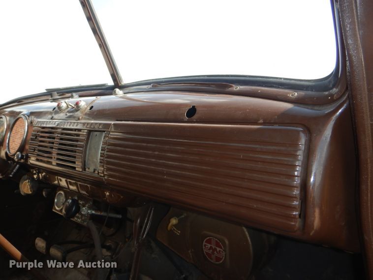 image for item DI2503 1953 GMC dump truck