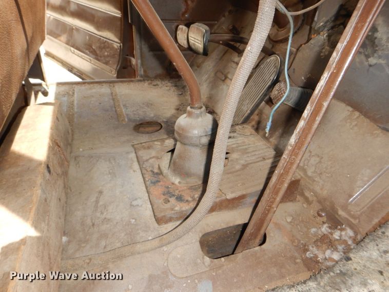 image for item DI2503 1953 GMC dump truck