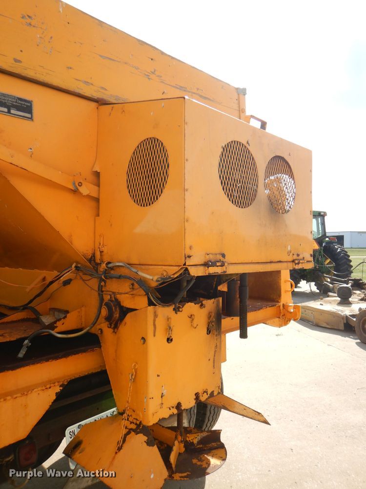 image for item DI2503 1953 GMC dump truck