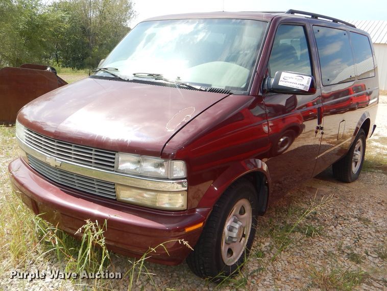 image for item DI2519 2003 Chevrolet Astro van