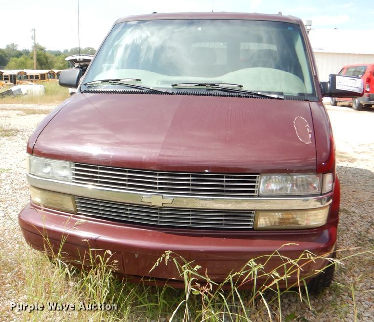 image for item DI2519 2003 Chevrolet Astro van