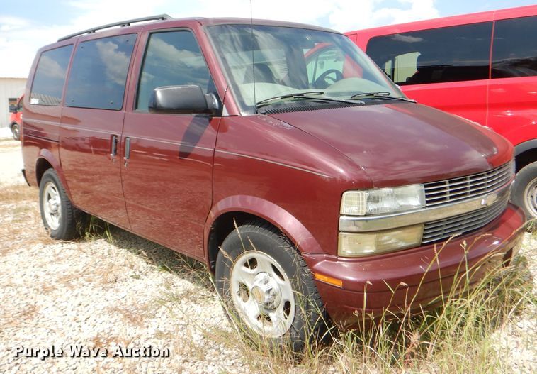 image for item DI2519 2003 Chevrolet Astro van