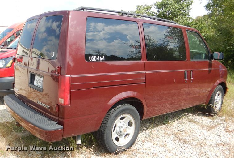 image for item DI2519 2003 Chevrolet Astro van