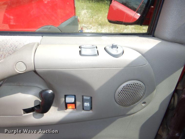 image for item DI2519 2003 Chevrolet Astro van