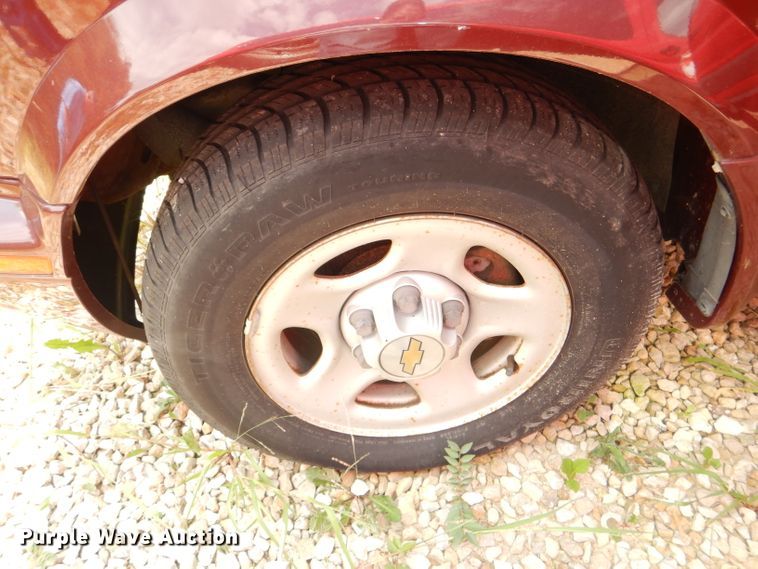 image for item DI2519 2003 Chevrolet Astro van