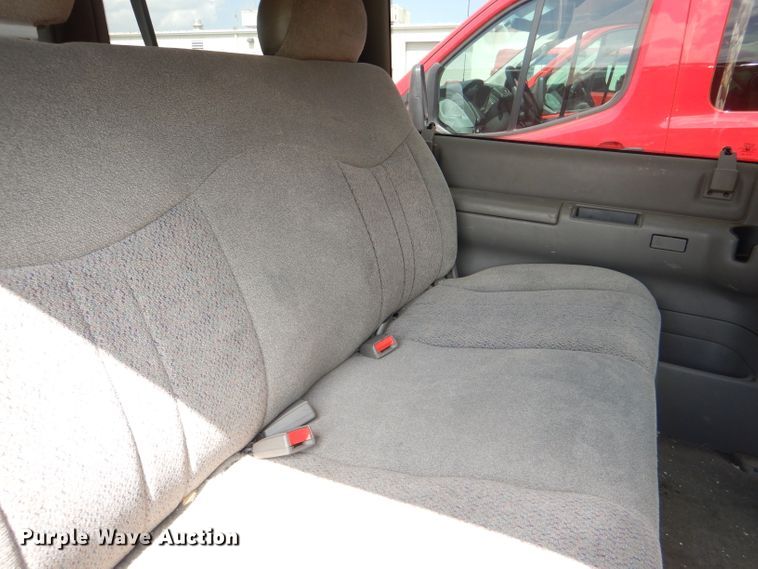 image for item DI2519 2003 Chevrolet Astro van