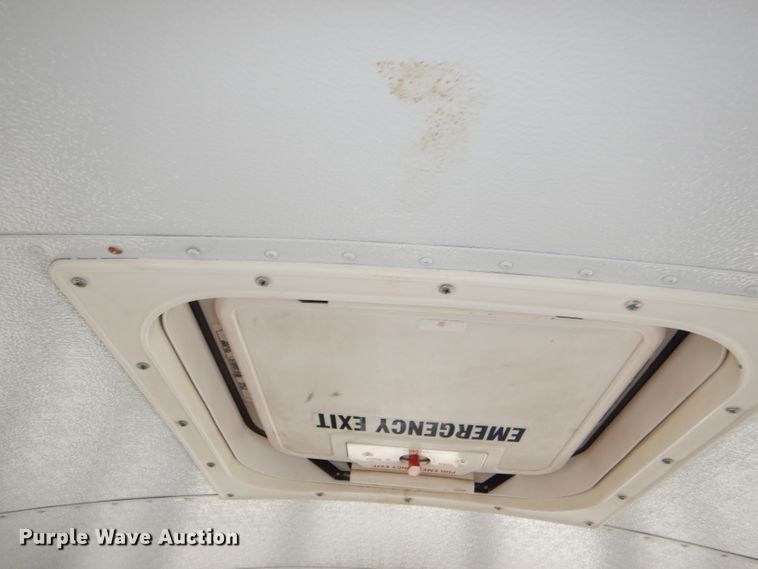 image for item DI2528 2005 GMC Savana G3500 school bus