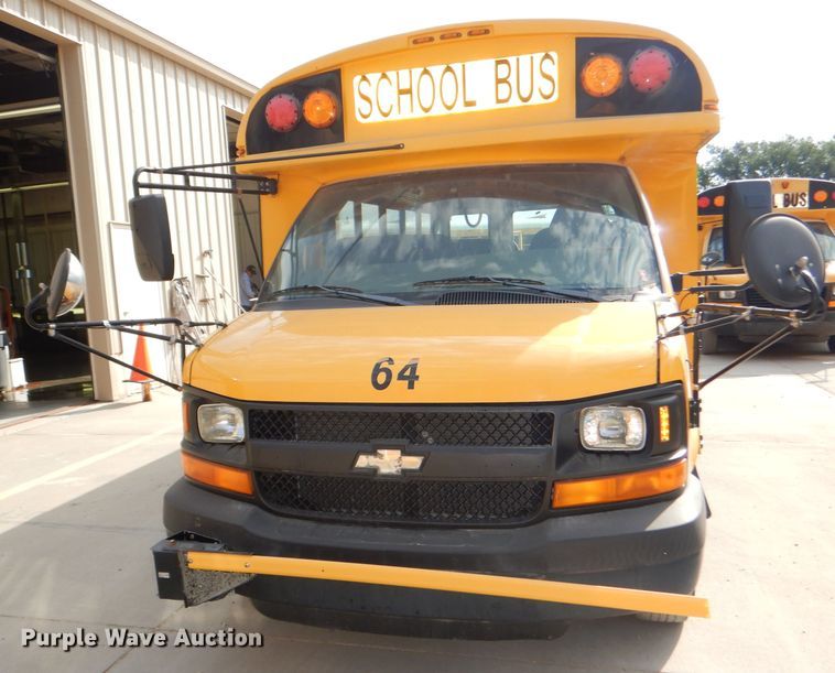 image for item DI2529 2007 Chevrolet Express 3500 school bus