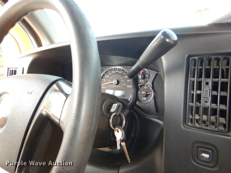 image for item DI2530 2008 Chevrolet Express 3500 school bus