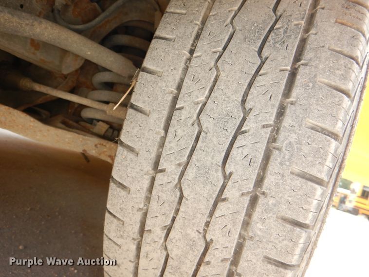 image for item DI2530 2008 Chevrolet Express 3500 school bus