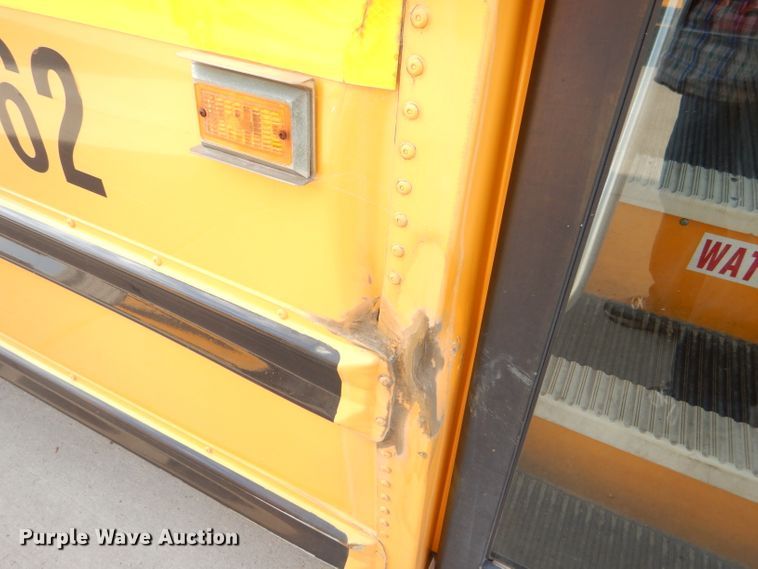 image for item DI2530 2008 Chevrolet Express 3500 school bus