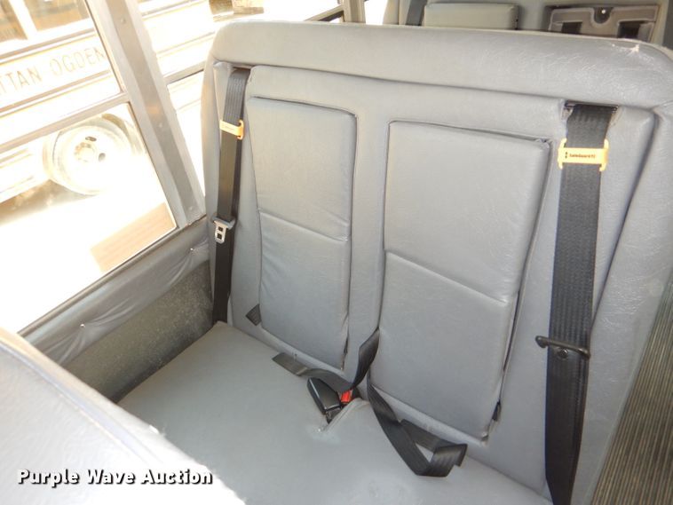 image for item DI2530 2008 Chevrolet Express 3500 school bus