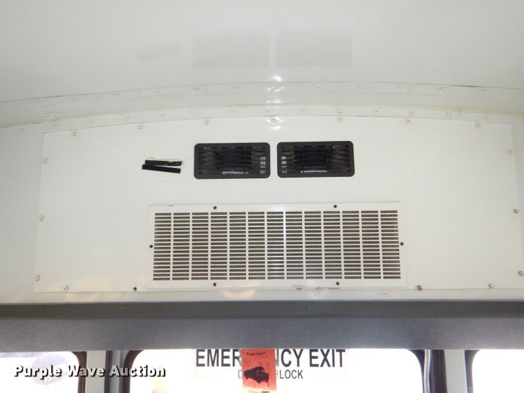 image for item DI2530 2008 Chevrolet Express 3500 school bus