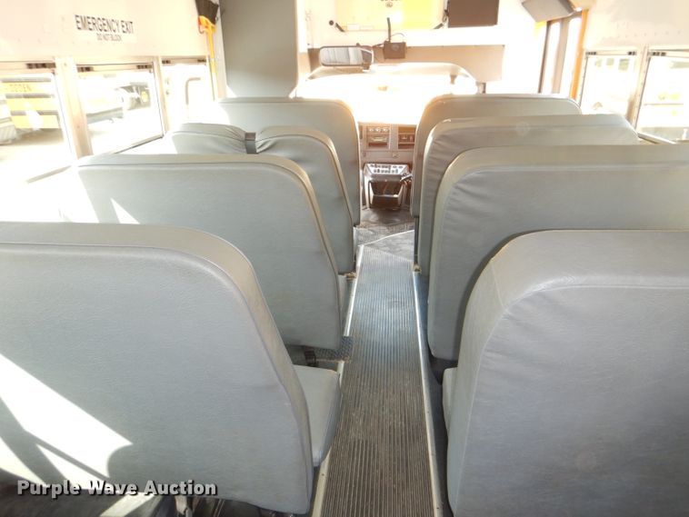 image for item DI2530 2008 Chevrolet Express 3500 school bus