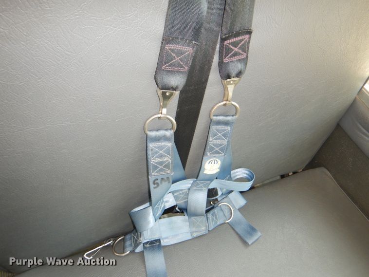 image for item DI2530 2008 Chevrolet Express 3500 school bus