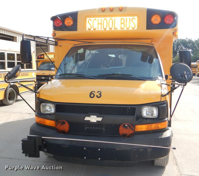 image for item DI2531 2008 Chevrolet Express 3500 school bus