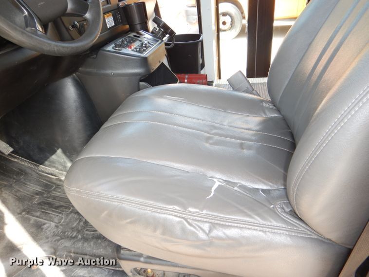 image for item DI2531 2008 Chevrolet Express 3500 school bus