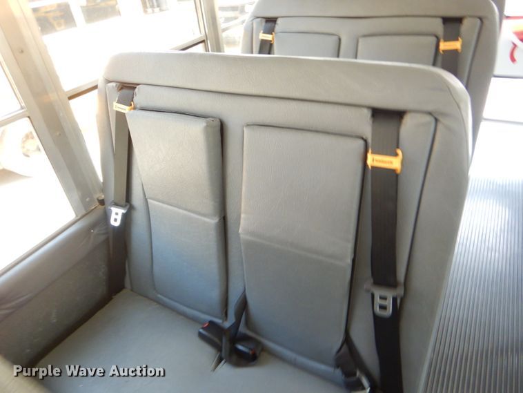 image for item DI2531 2008 Chevrolet Express 3500 school bus