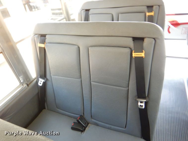 image for item DI2531 2008 Chevrolet Express 3500 school bus