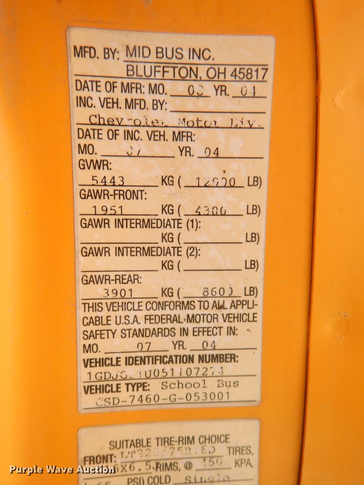 image for item DI2533 2004 GMC Savana G3500 school bus