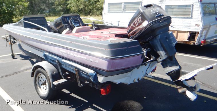 image for item DI2536 1989 Bayliner Quantum boat