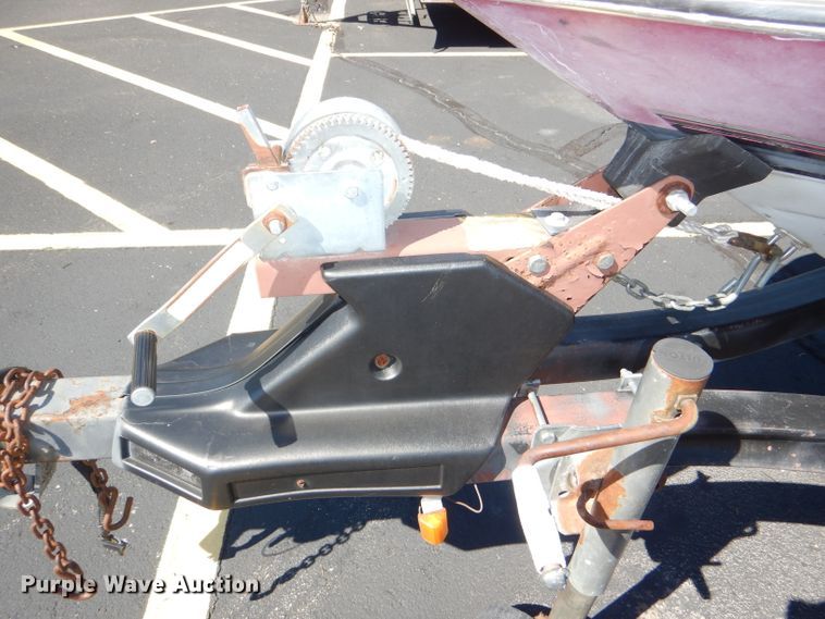 image for item DI2536 1989 Bayliner Quantum boat