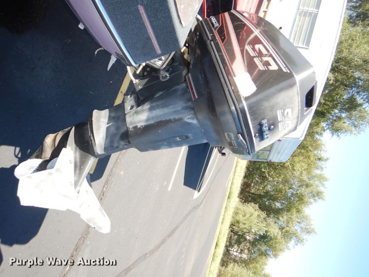 image for item DI2536 1989 Bayliner Quantum boat