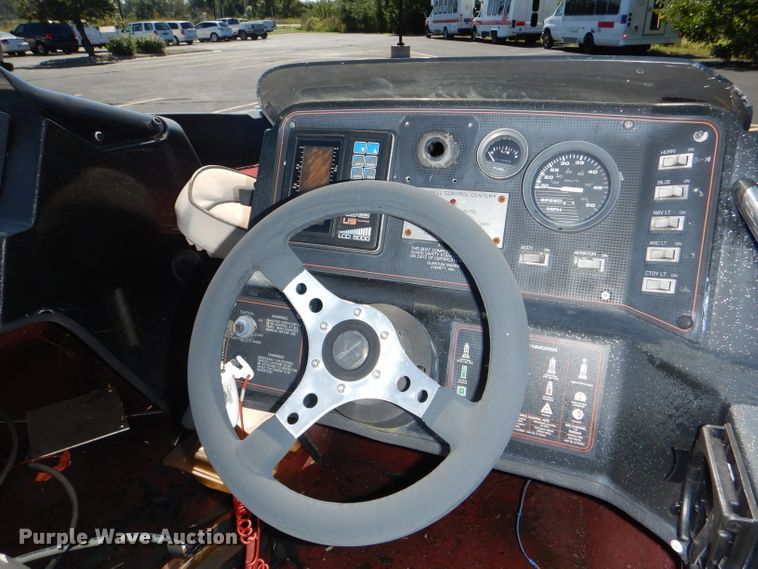 image for item DI2536 1989 Bayliner Quantum boat
