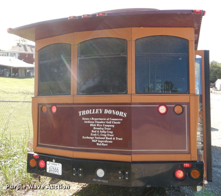 image for item DI2540 2001 Chance Coach AH-28 trolley